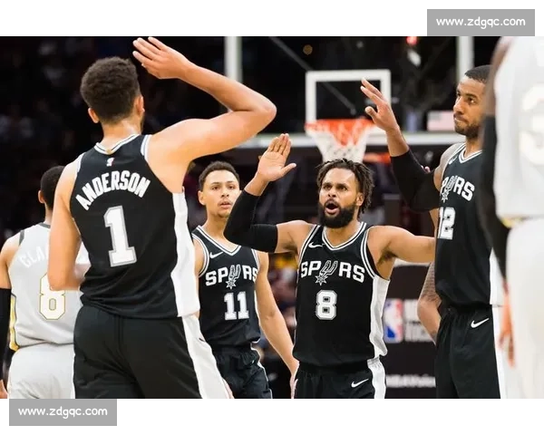 回顾总决赛马刺与热火巅峰对决解析两队攻防较量与胜负关键全景视角